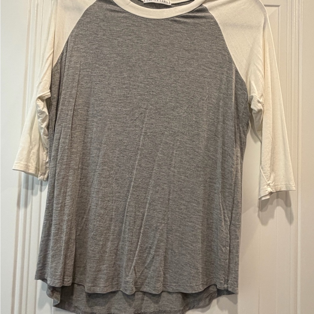 Chris & Carol Gray and Cream Raglan Sleeve Top